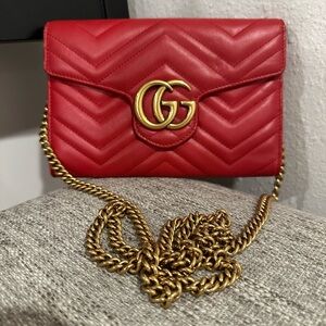 Gucci Marmont Chevron WOC
